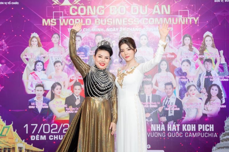 Hoàng Mai Hoa cùng “dàn sao” ngồi ghế nóng chấm thi sắc đẹp