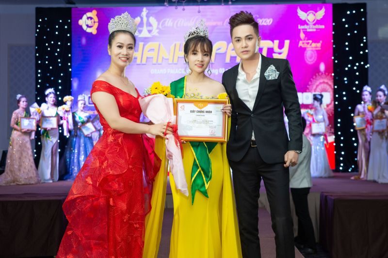 Á hậu Kim Phụng: “Hy vọng sẽ tiếp tục hợp tác với HKT tại Hoa hậu Doanh nhân Hoàn vũ 2020”