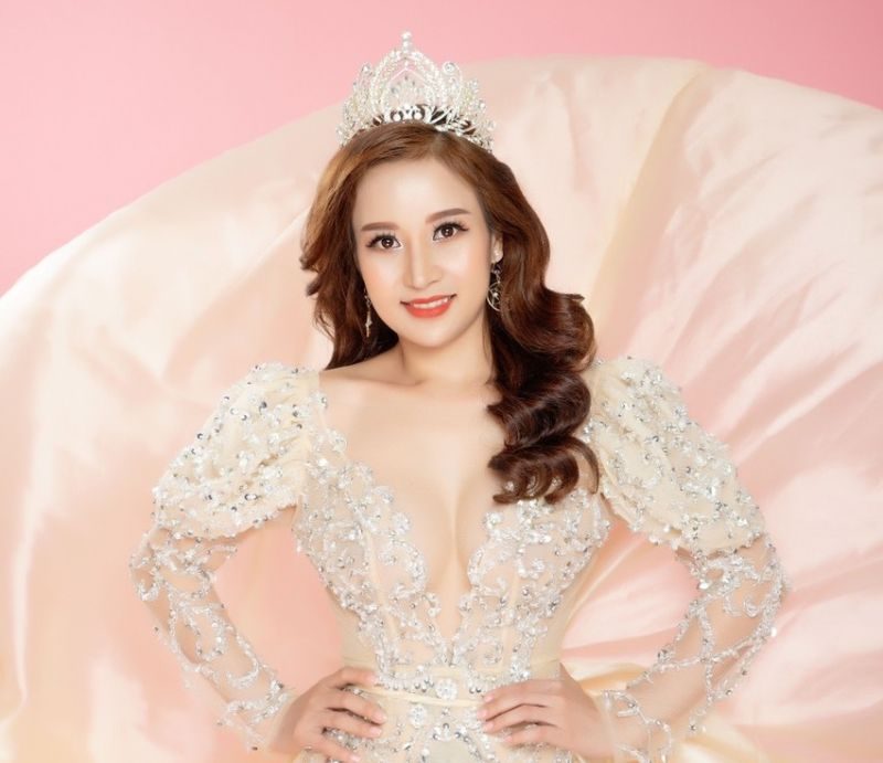 Chân dung nữ Thạc sỹ – bác sỹ Duyên Nguyễn của Ms Universe Bussiness 2020