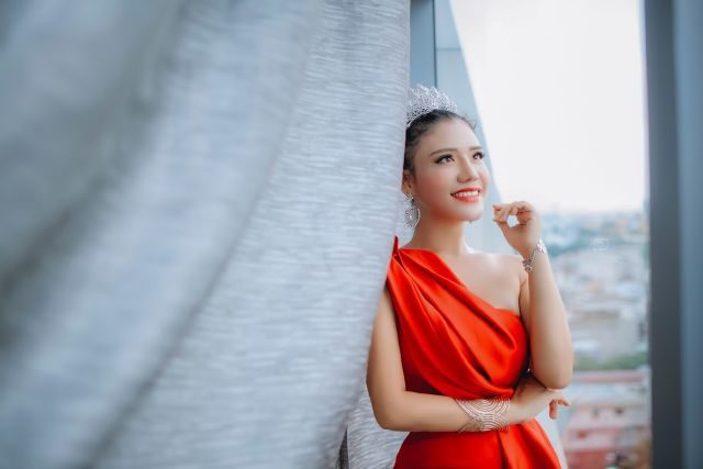 Hoa hậu Phương Trần Cherry: “Phụ nữ hãy là cánh chim bay cao khẳng định vị thế của mình…”