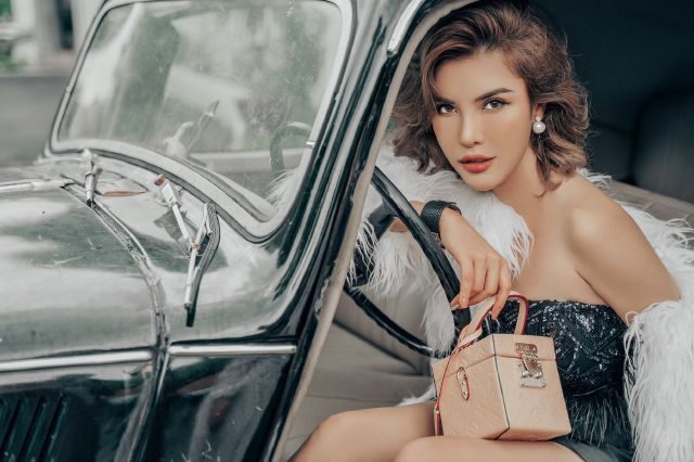 Sau đổ vỡ, Hoa hậu Kimmy Bùi càng thêm mạnh mẽ