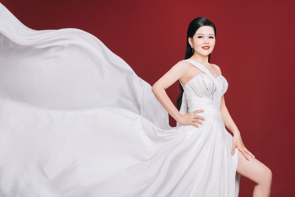 Doanh nhân Hà Thị Hồng là ứng viên Hoa hậu Đại sứ Nhân Ái tỉnh Nam Định