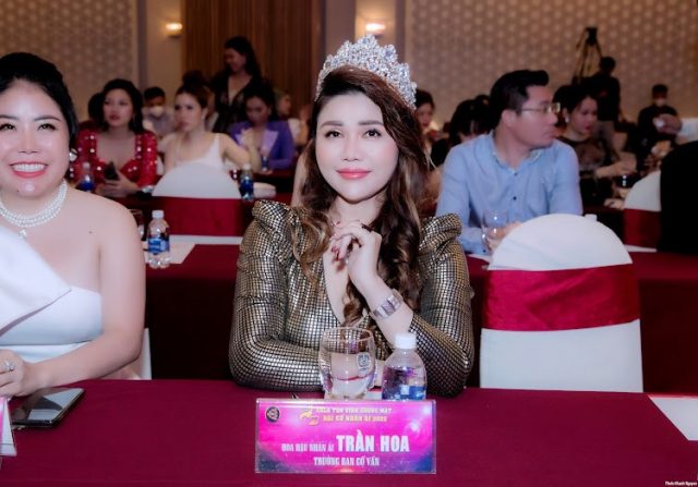 Trưởng Ban cố vấn, Hoa hậu nhân ái Trần Hoa: “Tiêu chí quan trọng nhất để lựa chọn Đại sứ nhân ái là hăng hái hoạt động cộng đồng””