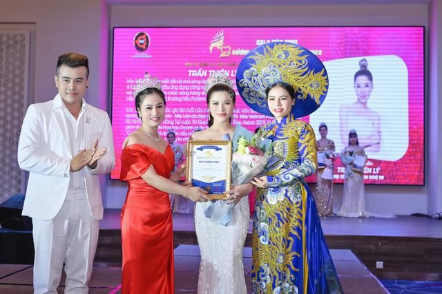 Nghệ sĩ, Ảo thuật gia quốc tế Tuấn Minh và những đóng góp cho thành công ‘Gương mặt Đại sứ Nhân ái 2022’