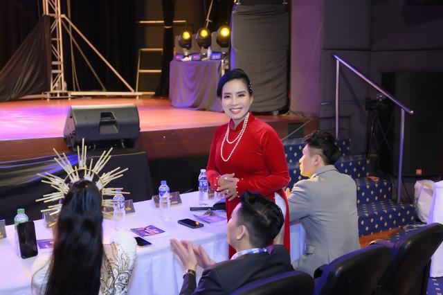 Giám khảo Phạm Kim Thoa nhắn gởi các cá nhân giành danh hiệu Ms International Business 2022